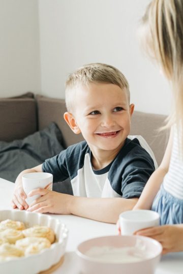 pexels-ivan-samkov-4784018